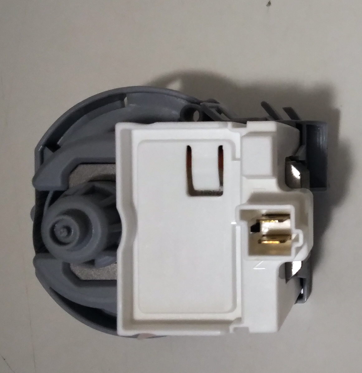 Čerpadlo pro myčky WHIRLPOOL, IGNIS, IKEA bajonet